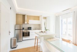 Lori Margariti Sea View Flat #1