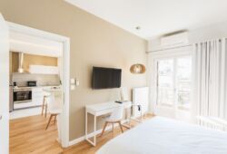 Lori Margariti Sea View Flat #1